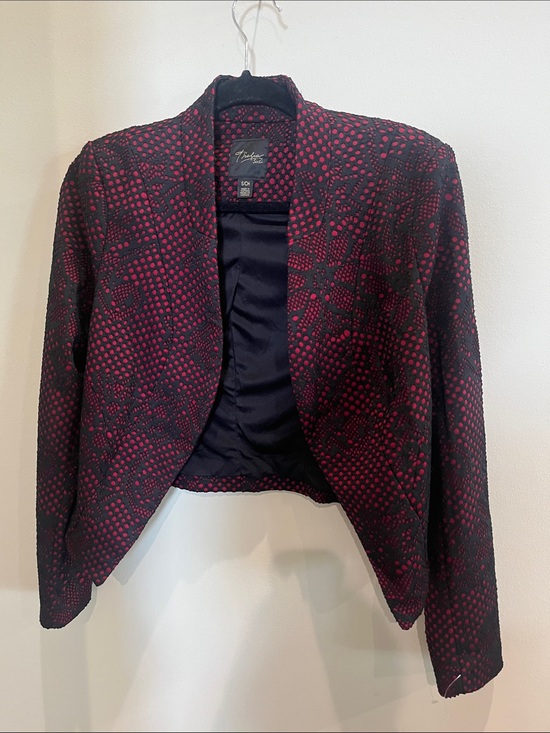 Jackets & Blazers - Black & Burgundy Patterned Cropped Blazer